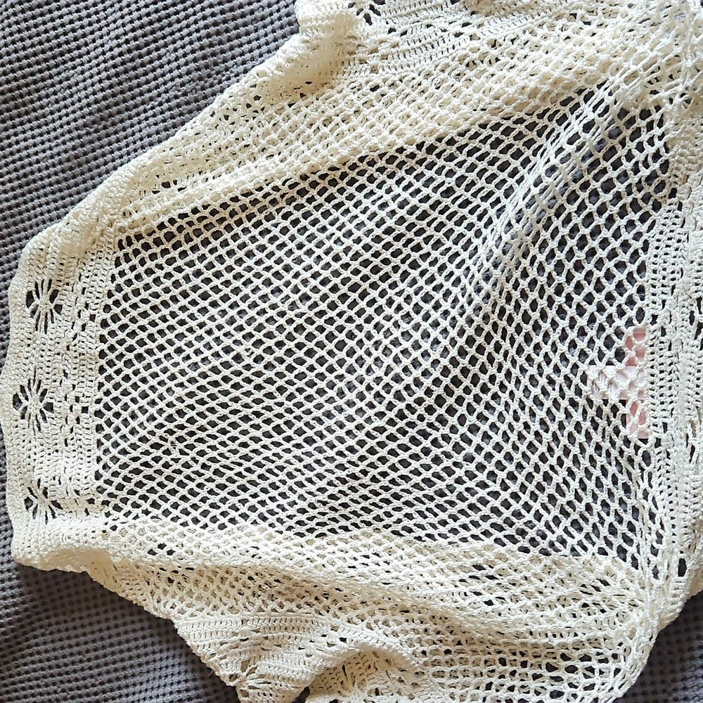 Victoria's Secret Cream Cable Knit Shrug - Picture 13 of 13